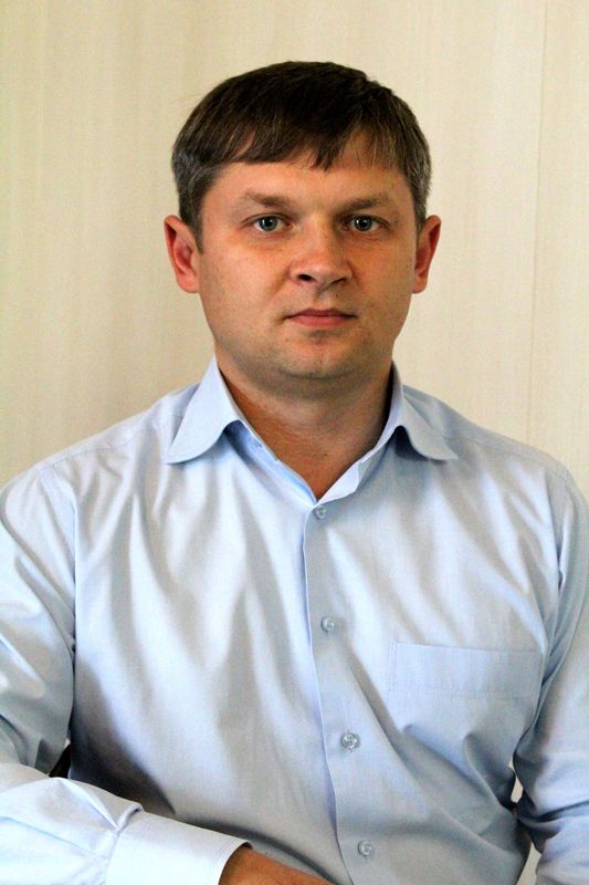 Черных Александр Евгеньевич.